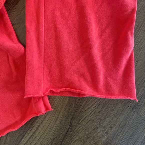 Victoria’s Secret Bright Coral Fleece Sweat Pants with Angel Gold - Picture 5 of 5